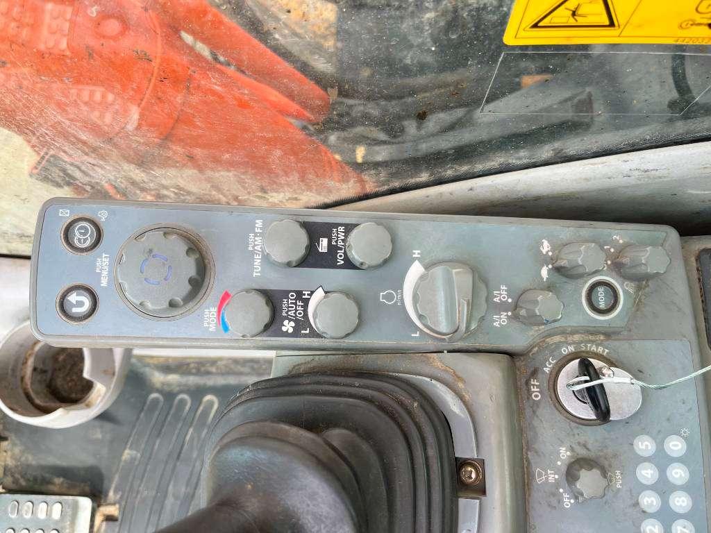 Hitachi ZX350LC-5 - Hammer Lines / Automatic Greasing Photo 12