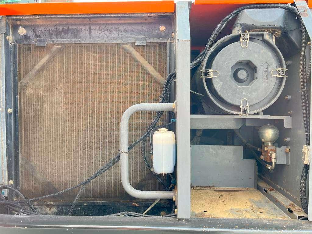 Hitachi ZX350LC-5 - Hammer Lines / Automatic Greasing Photo 29