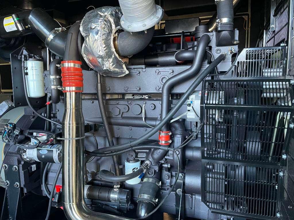 Cummins KTAA19-G6A - 700 kVA Generator - DPX-19848 Photo 15