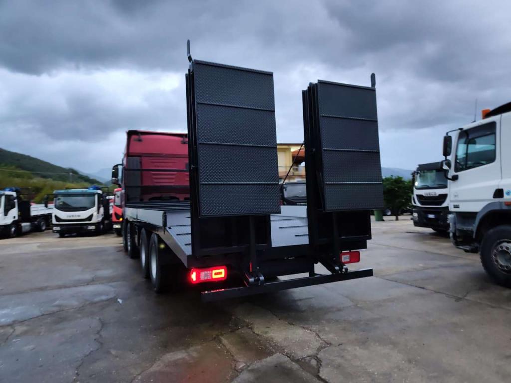 Iveco X-WAY 570 Photo 14