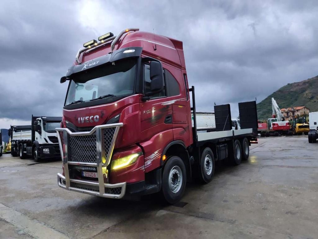 Iveco X-WAY 570 Photo 28