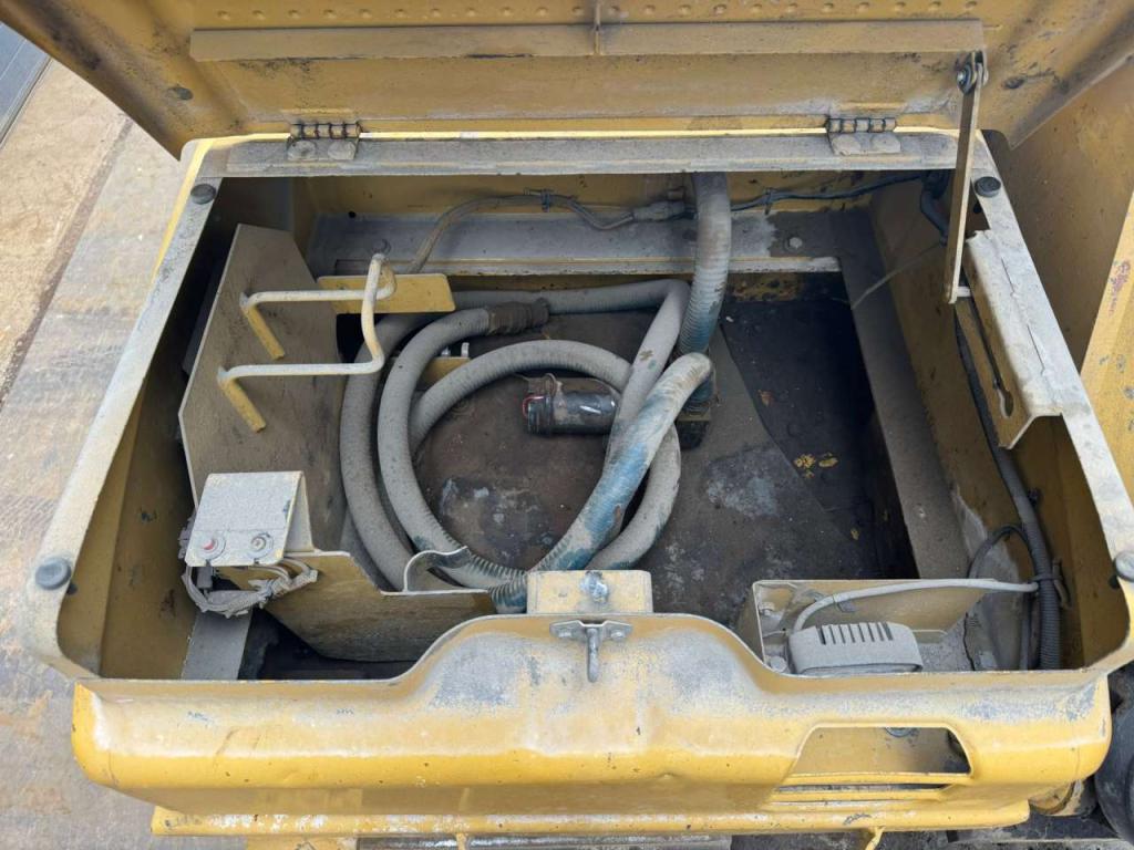 Caterpillar 336D Photo 23