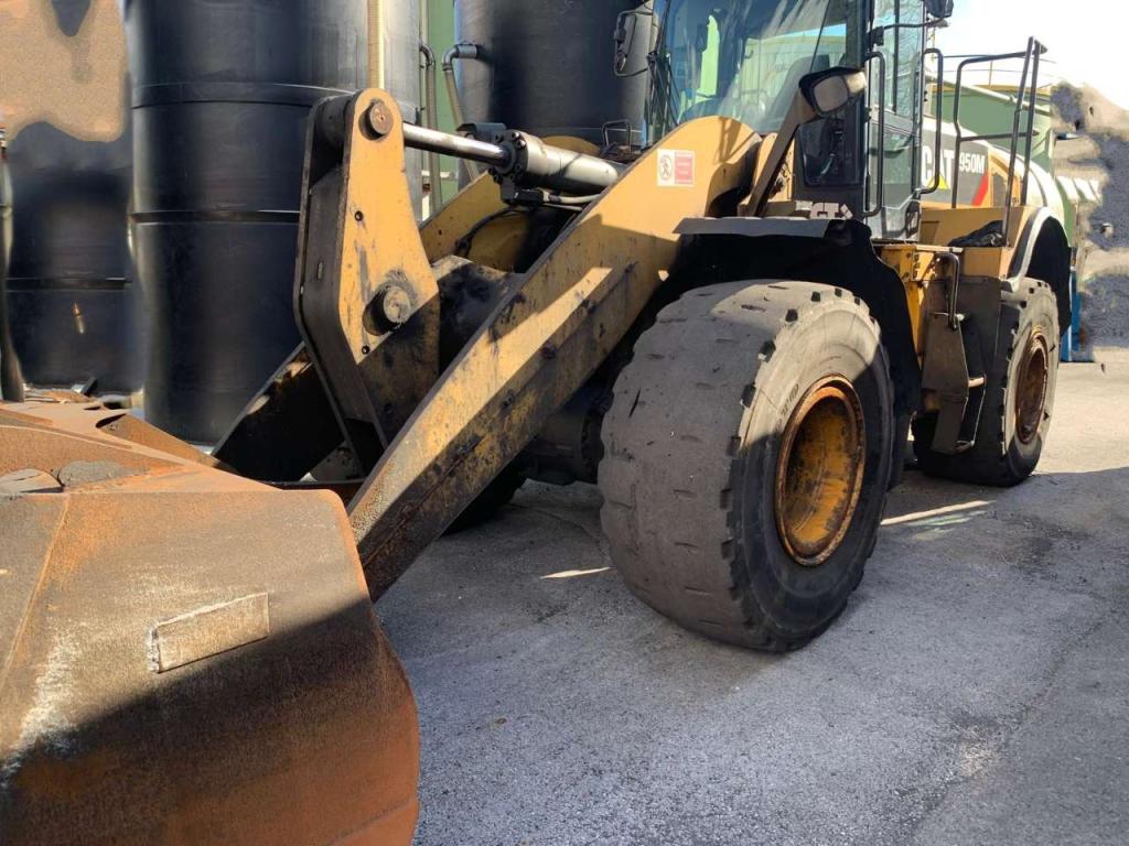 Caterpillar 950M Photo 2