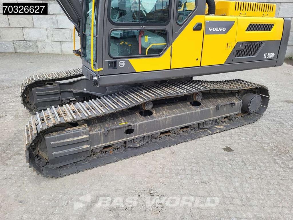 Volvo EC300 D L Photo 16