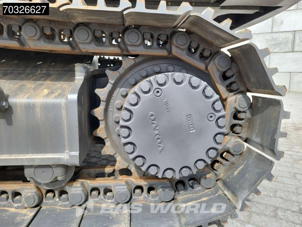 Volvo EC300 D L Photo 19