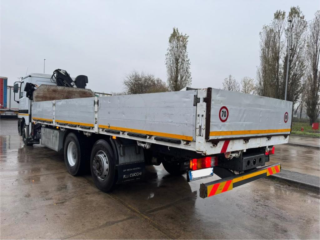 Mercedes-Benz ACTROS 1831 Photo 6