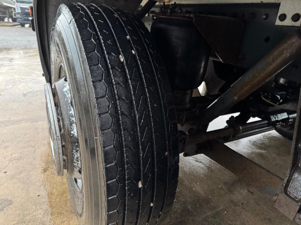 Mercedes-Benz ACTROS 1831 Photo 8