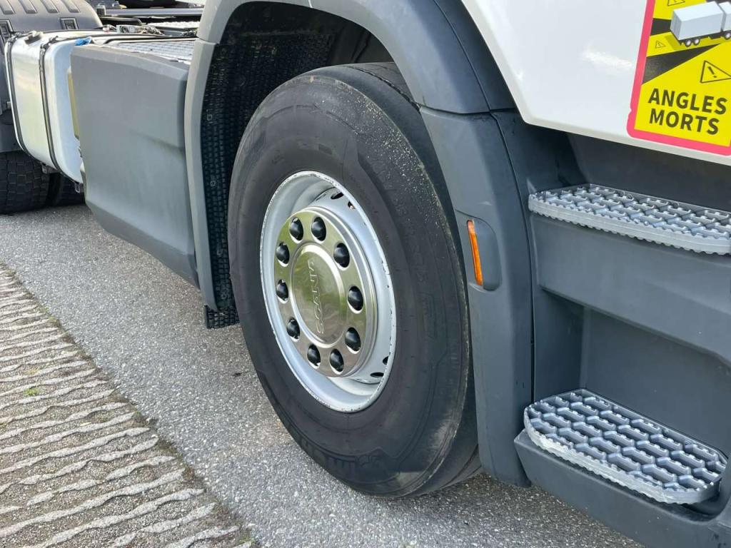 Scania R 730 A6X4NZ Photo 16
