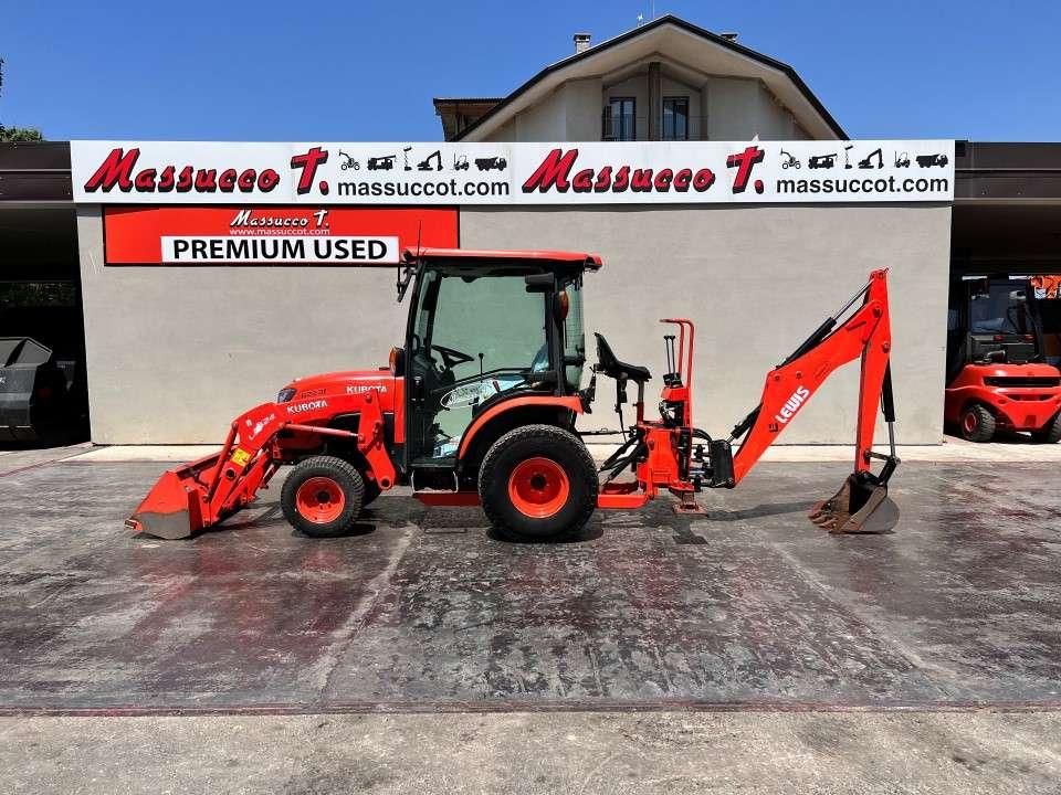 Kubota B2231 4x4 CON retro  LEWIS Photo 2
