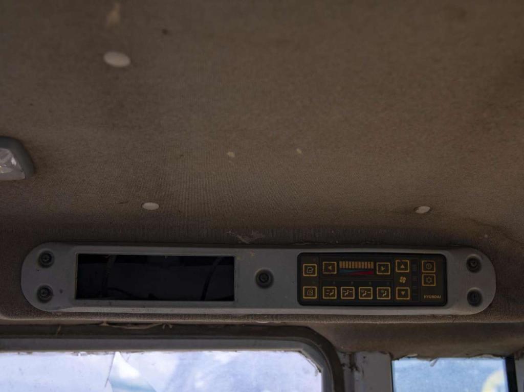 Hyundai HL740TM-7 Photo 12
