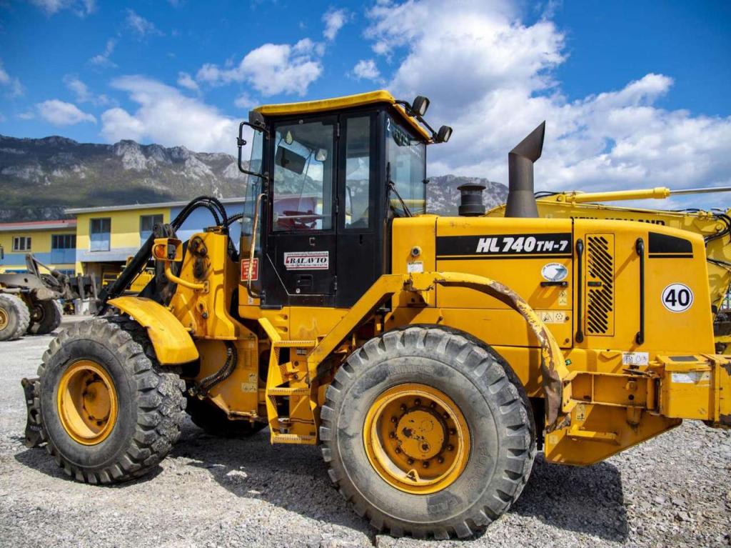 Hyundai HL740TM-7 Photo 2