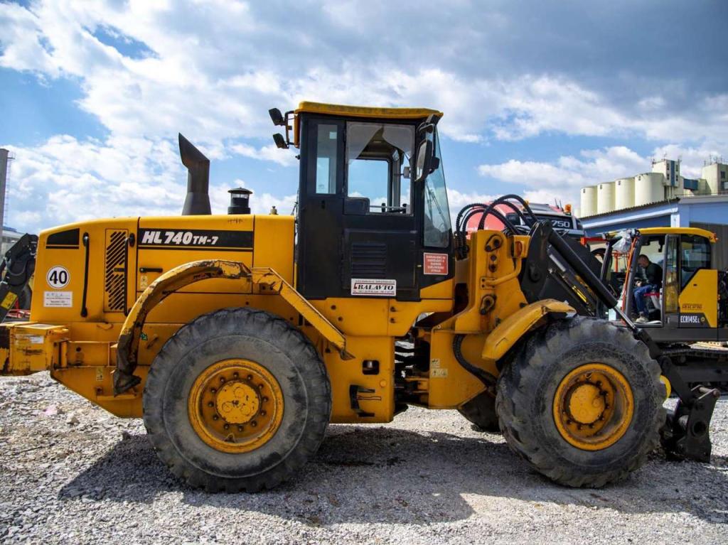 Hyundai HL740TM-7 Photo 6