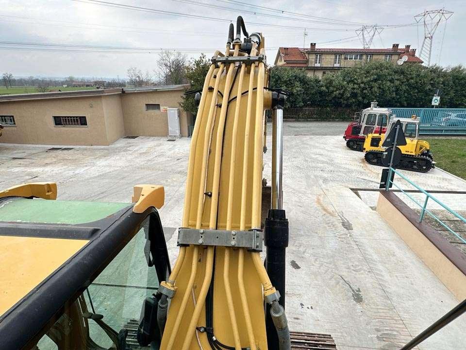 Caterpillar 323D Photo 13