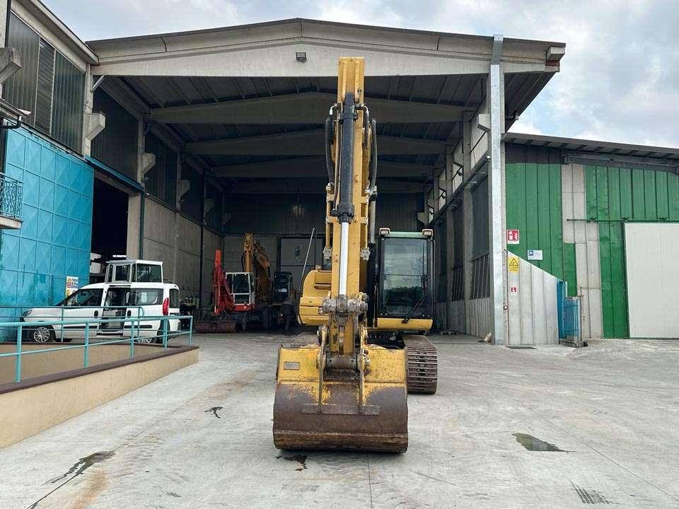 Caterpillar 323D Photo 21