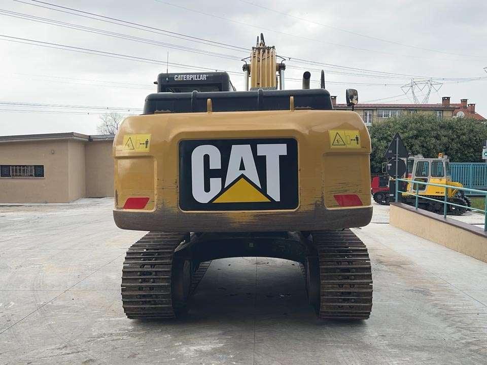 Caterpillar 323D Photo 24
