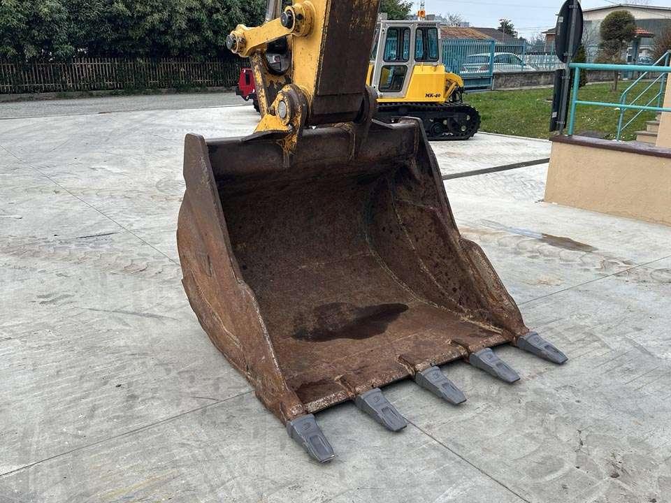 Caterpillar 323D Photo 7