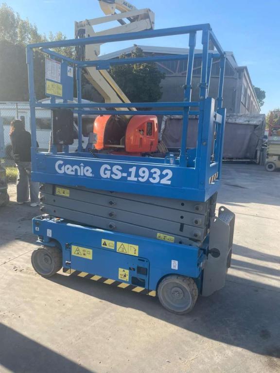 Genie GS-1932 Photo 2