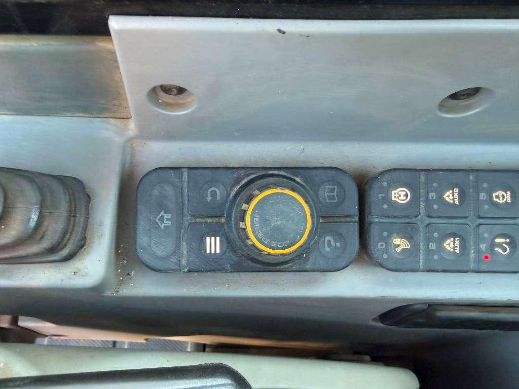 JCB 48 Z-1 - Blade / Hammer Lines Photo 10