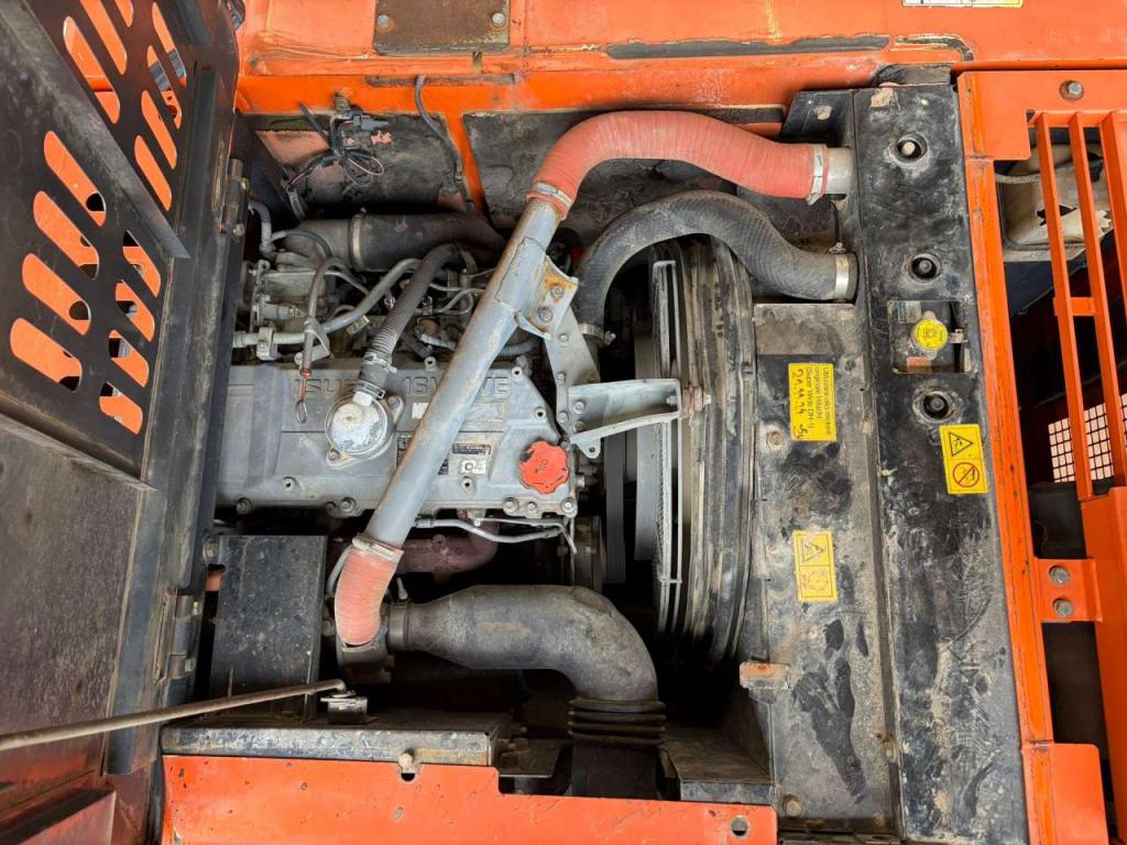 Hitachi ZX170W-3 Photo 28