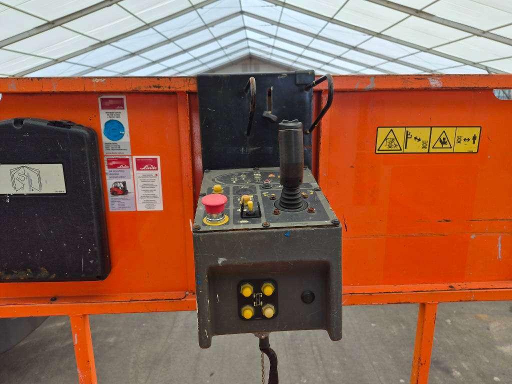 JLG 4096LE + Outiggers (Multiple units available) Photo 15