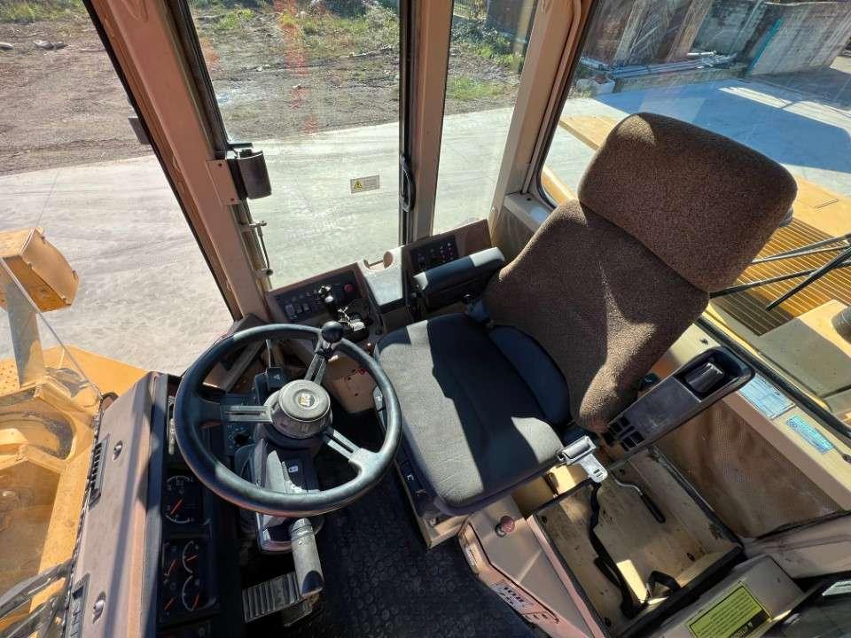 Caterpillar 950 F2H Photo 6