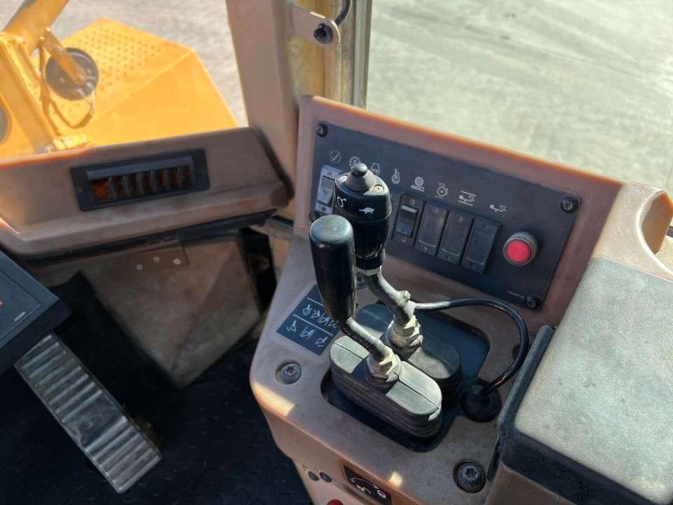 Caterpillar 950 F2H Photo 7