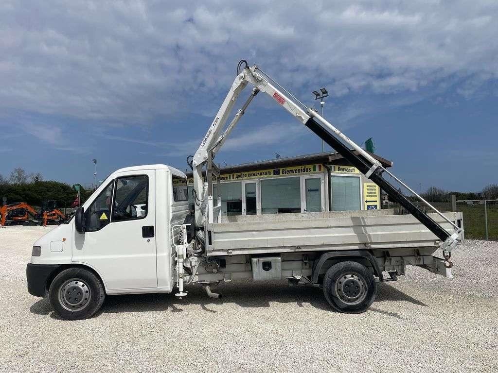 Iveco SANMARCO CON GRU Photo 1