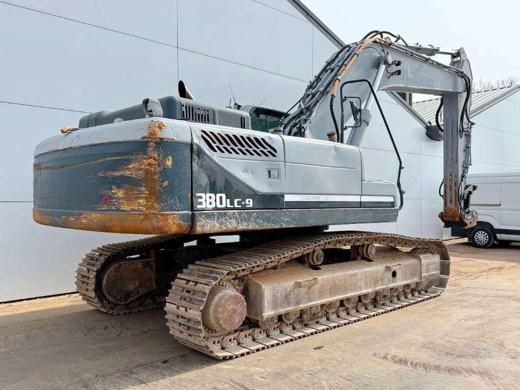 Hyundai Robex 380NLC-9 - Oilquick / Automatic Greasing Photo 5