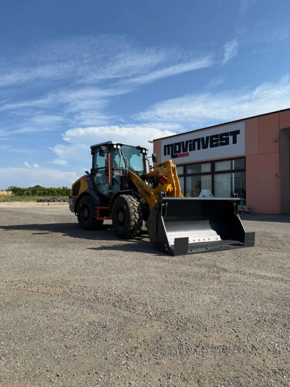 Liugong 820T Photo 3