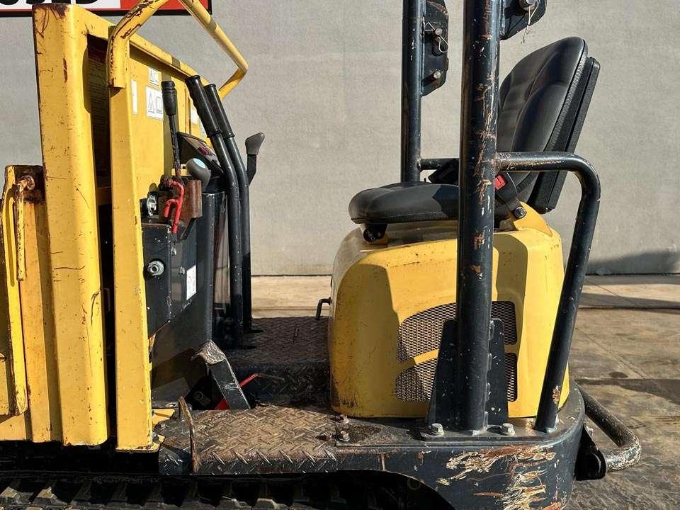 Yanmar C12R-B Photo 9