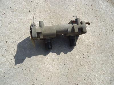 Support de filtre pour New Holland W270B en vente par OLM 90 Srl