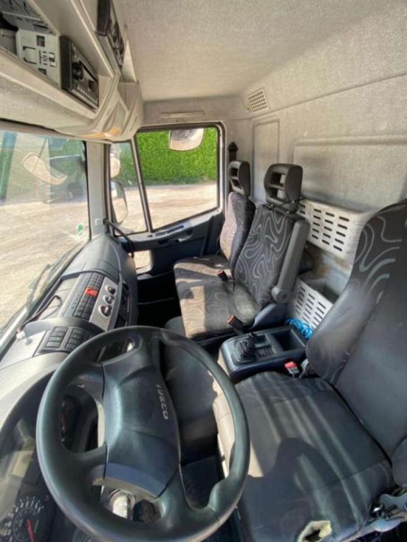Iveco EUROCARGO 120E25 SCARRABILE Photo 6