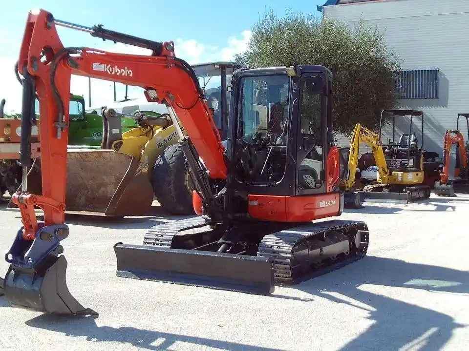 Kubota U48-4 Photo 1