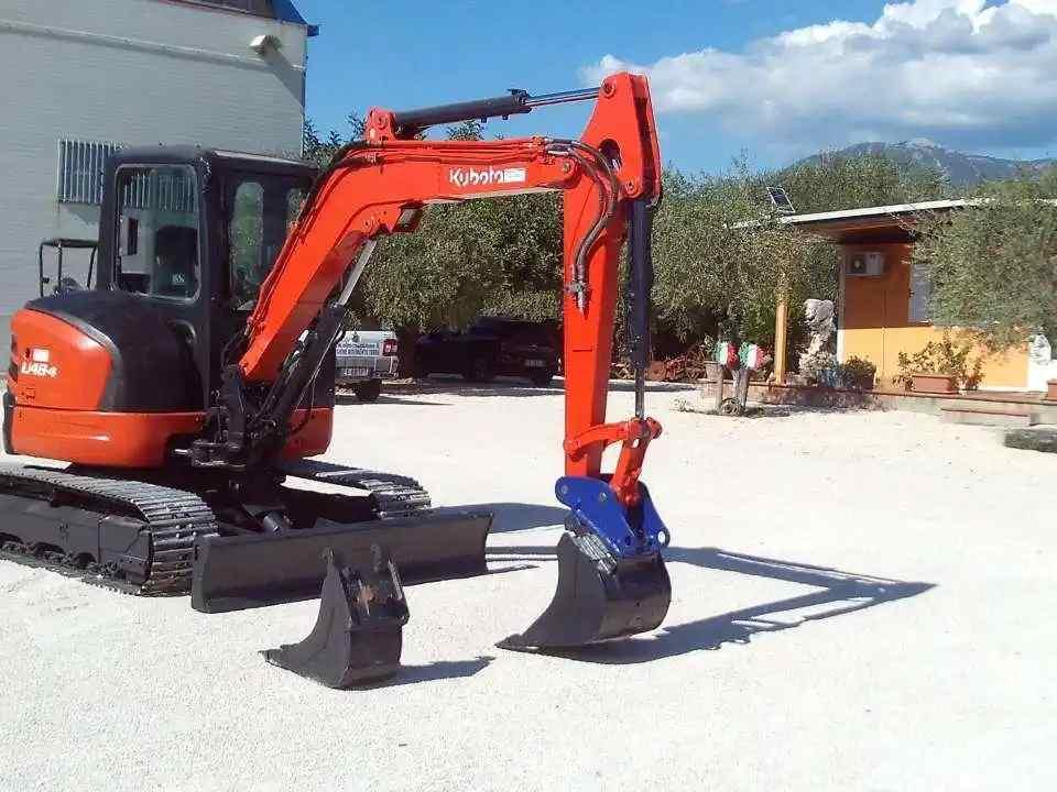 Kubota U48-4 Photo 2