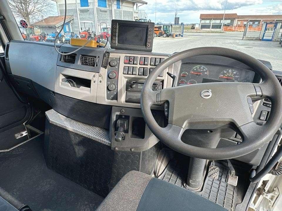 Volvo FE 250 4X2 Photo 17