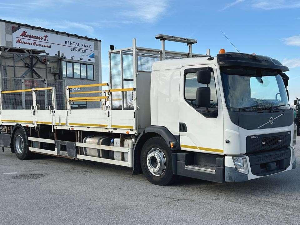 Volvo FE 250 4X2 Photo 18