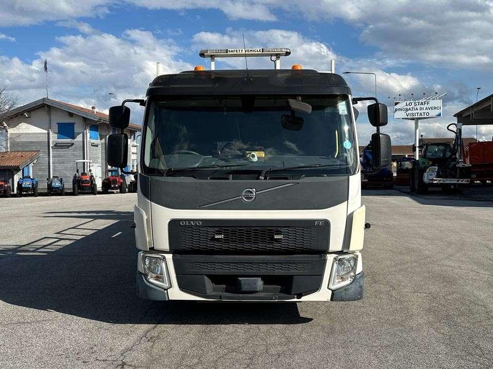 Volvo FE 250 4X2 Photo 19