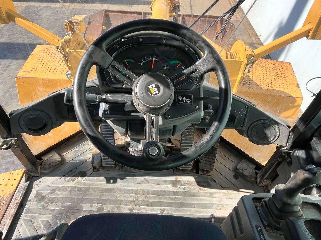 Caterpillar 938G - Top Condition / Airco Photo 9