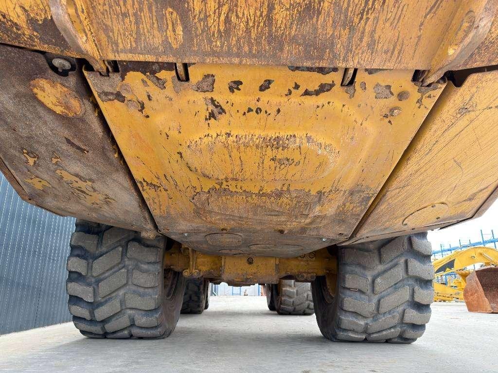 Caterpillar 730C2 Photo 16