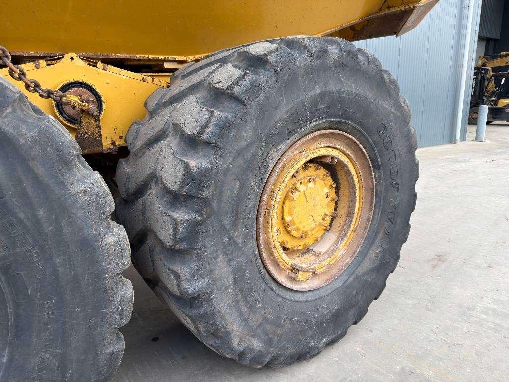 Caterpillar 730C2 Photo 24