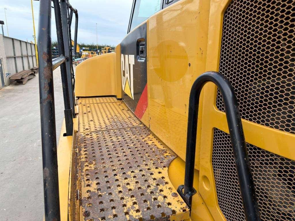 Caterpillar 730C2 Photo 9