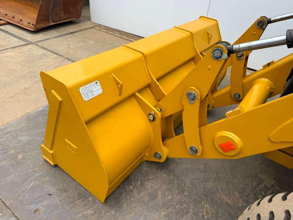 Caterpillar 424 - BRAND NEW / UNUSED / Airco Photo 15