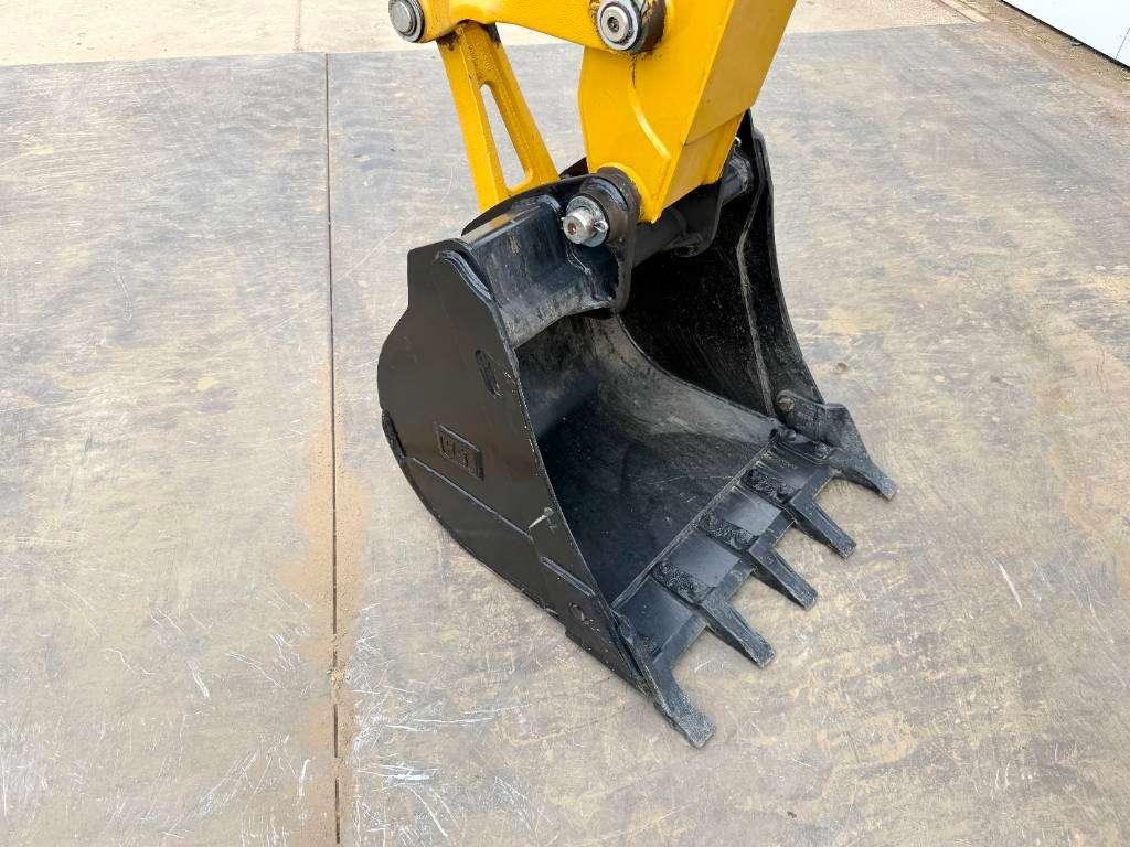 Caterpillar 424 - BRAND NEW / UNUSED / Airco Photo 22