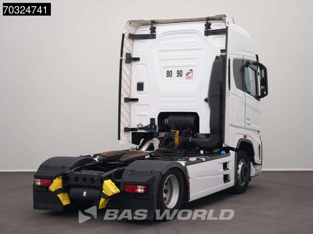 Ford F-Max 500 4X2 Retarder 2x Tanks ACC Photo 3