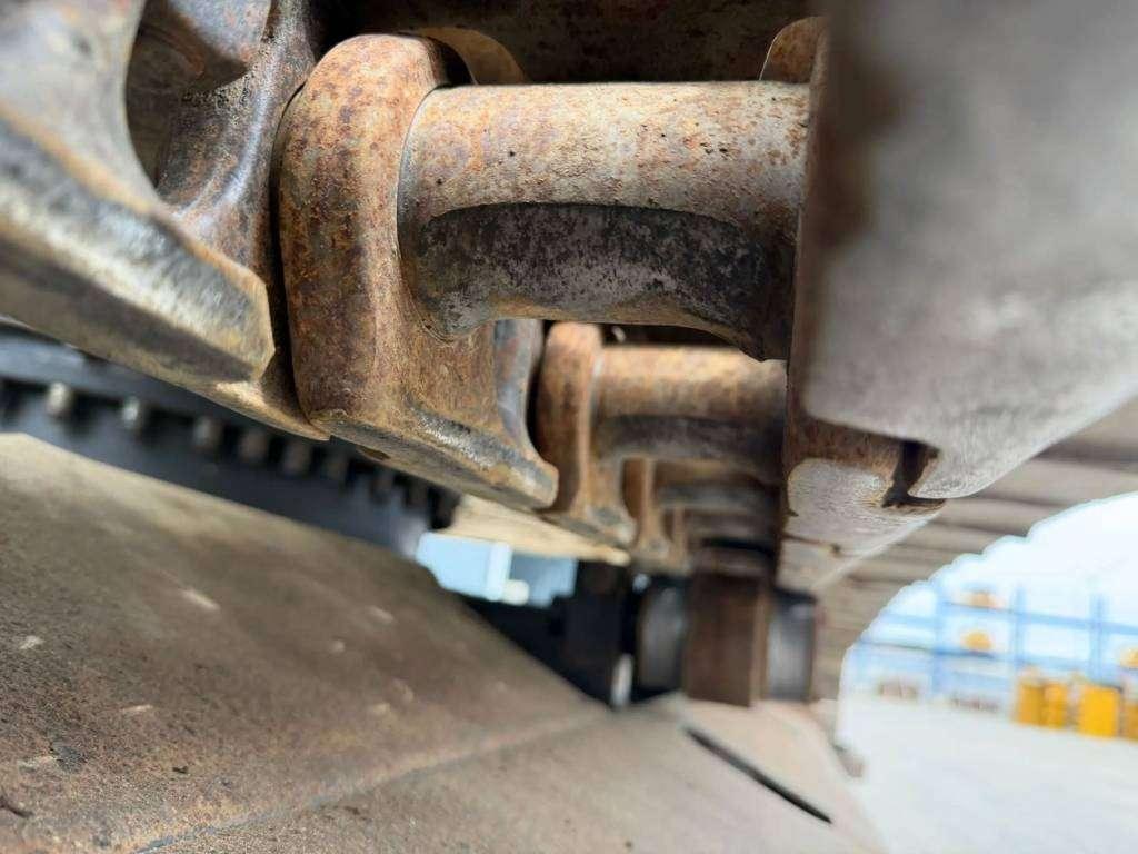 Caterpillar 320E L Photo 22