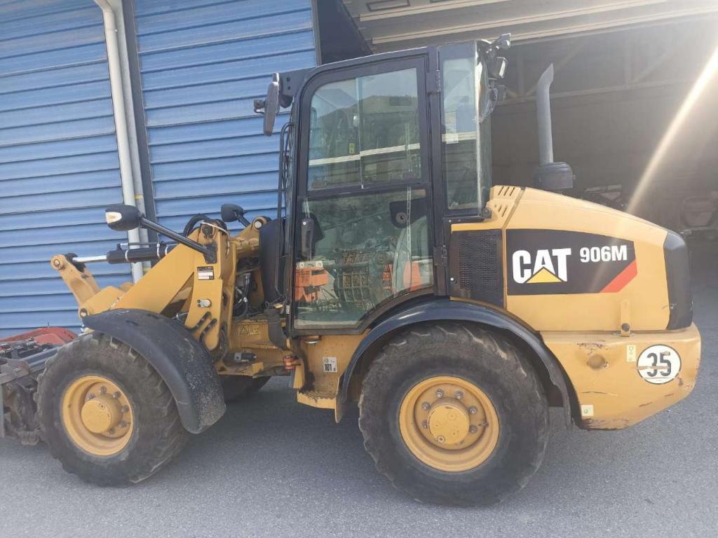 Caterpillar 906 M Photo 1