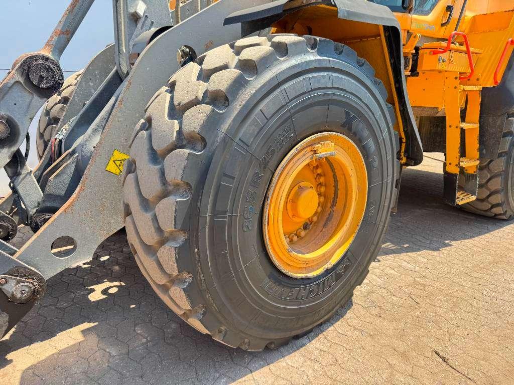 Volvo L150H - German Machine / Automatic Greasing Photo 23