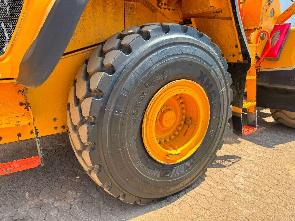 Volvo L150H - German Machine / Automatic Greasing Photo 25