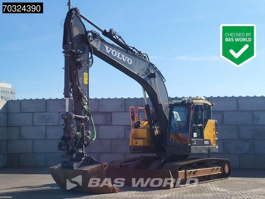 Volvo ECR235 E L Tiltrotator - Blade Photo 1