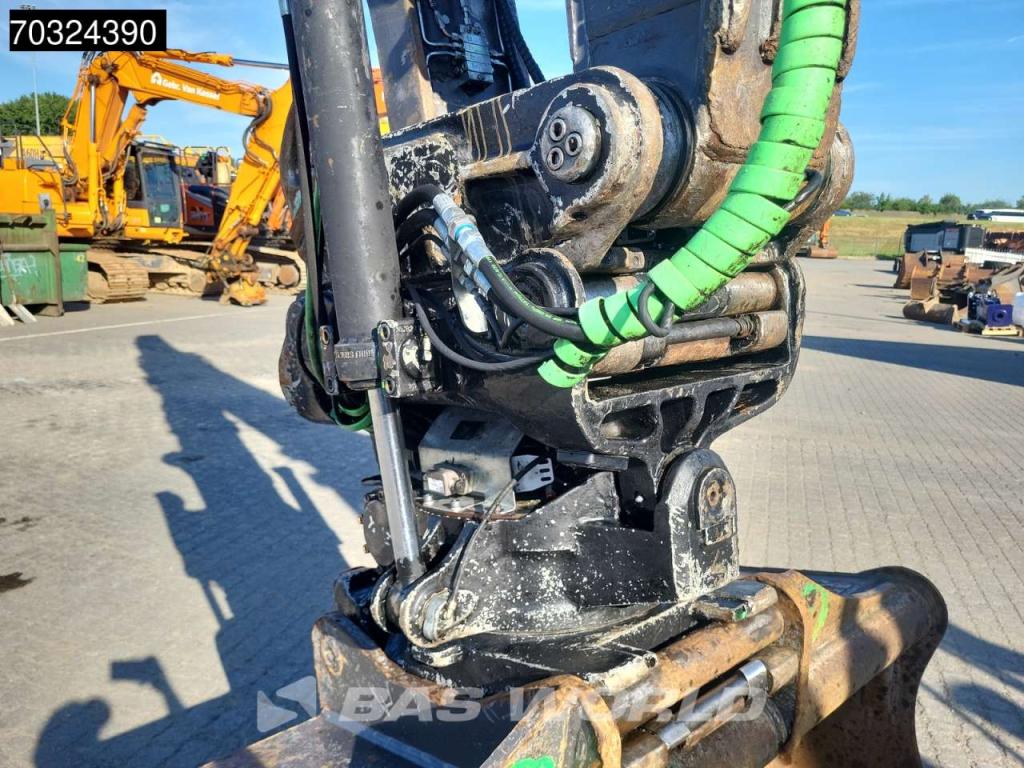 Volvo ECR235 E L Tiltrotator - Blade Photo 13